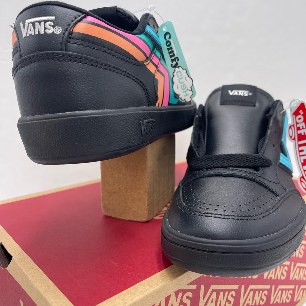 Vans WMNS Lowland Cc (Fader) Black/Multi
VN0A4TZY9OL
 Black Multicolor Sneakers - Picture 8 of 16